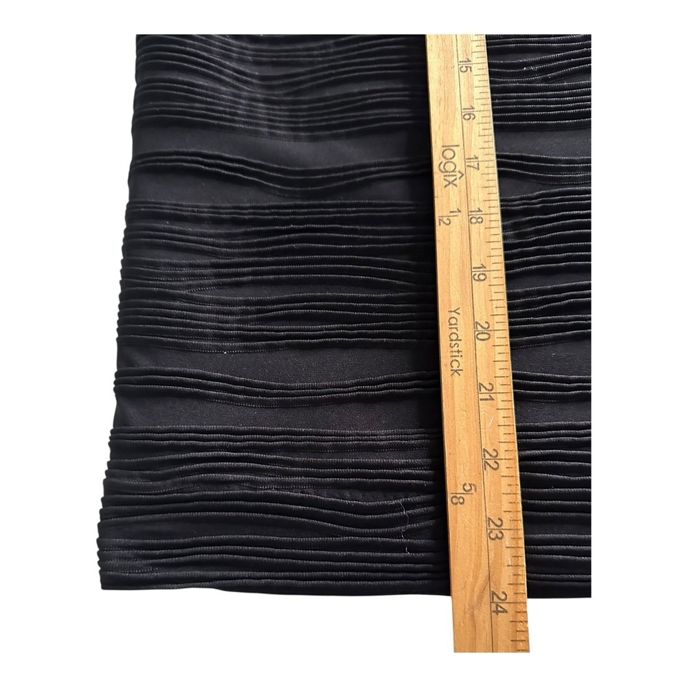Alfani Skirt Women's Size 10( 32" X 24") Black Below Knee 1/4 Zip Back‎ Straight - Picture 7 of 10